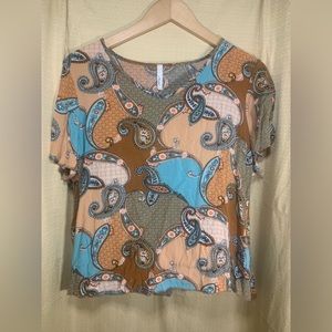 Hesed Paisley top Large